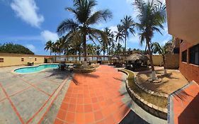 Tucacas, Frente Al Mar, Vista 180 Grados, Piscina Y Playa Privada